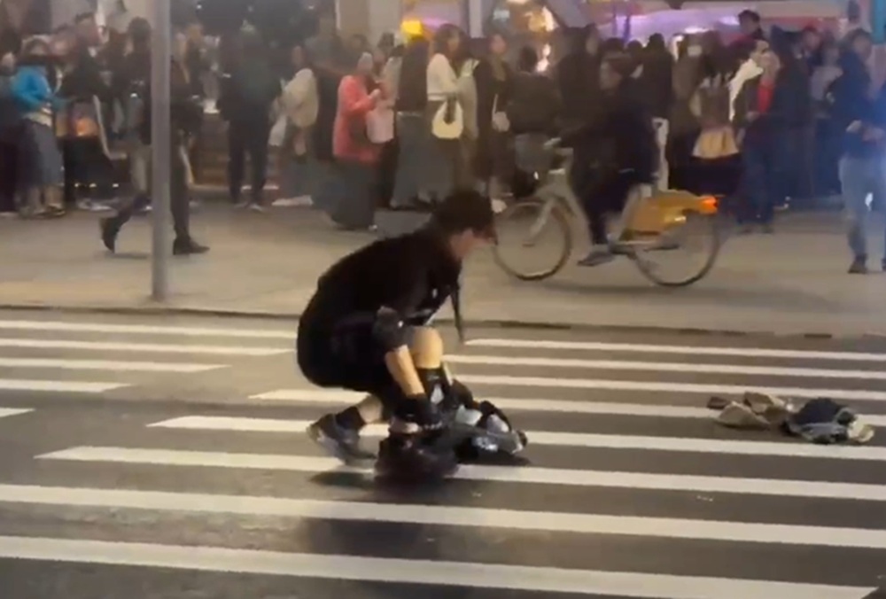 煙霧彈丟進台北車站 27歲男又隨機砍人1死2命危 270 cnews204251219a12
