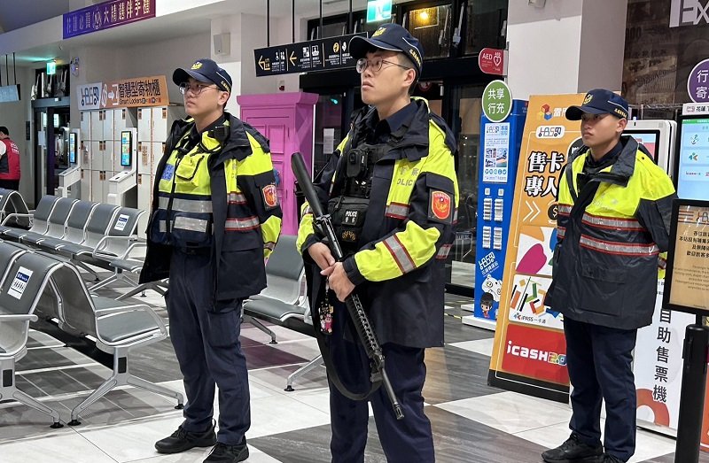 花警強化維安各運輸場站 全力守護旅客安全