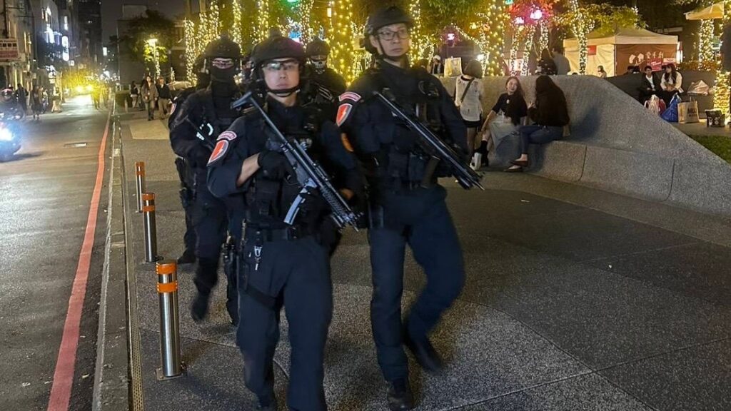 因應北市隨機攻擊事件 北市警局警力戒備全面升級 42 MEITU 20251220 173552834