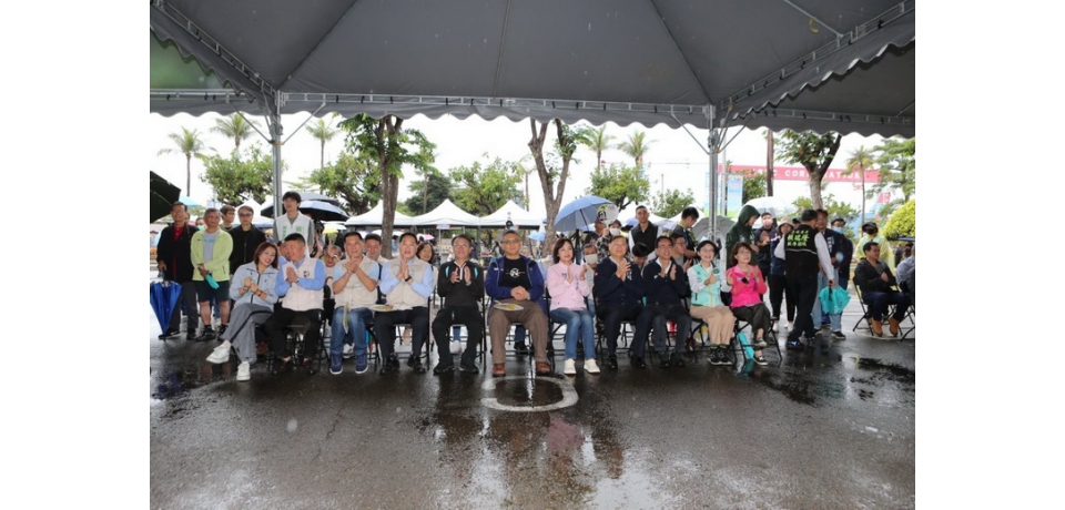 台船公司52週年慶園遊會活動 現場溫馨熱鬧 來賓排隊爭相與「奮進魔鬼魚號」合影