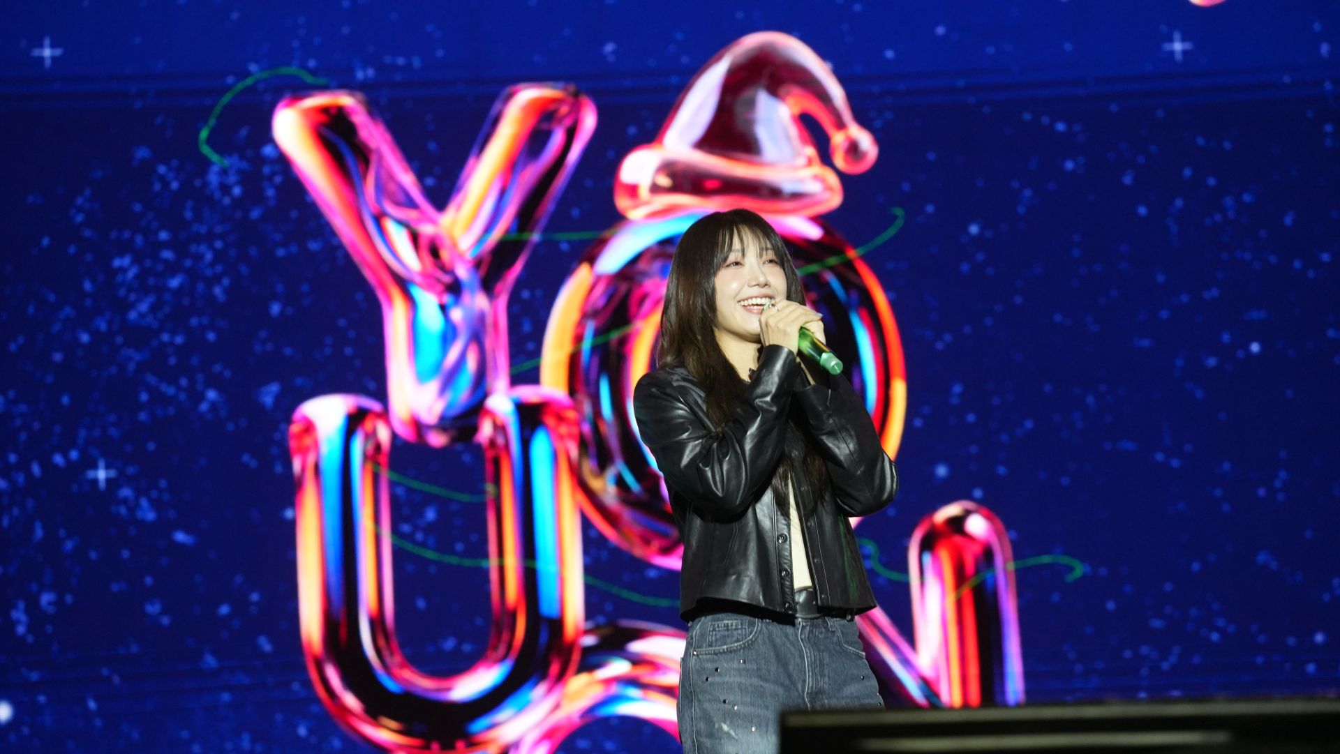 ▲▼壓軸南韓影歌視三棲女神鄭恩地帶來的歌曲更是讓歌迷跟唱到落淚2（圖／記者王俊勝 攝；未經授權請勿翻攝使用）