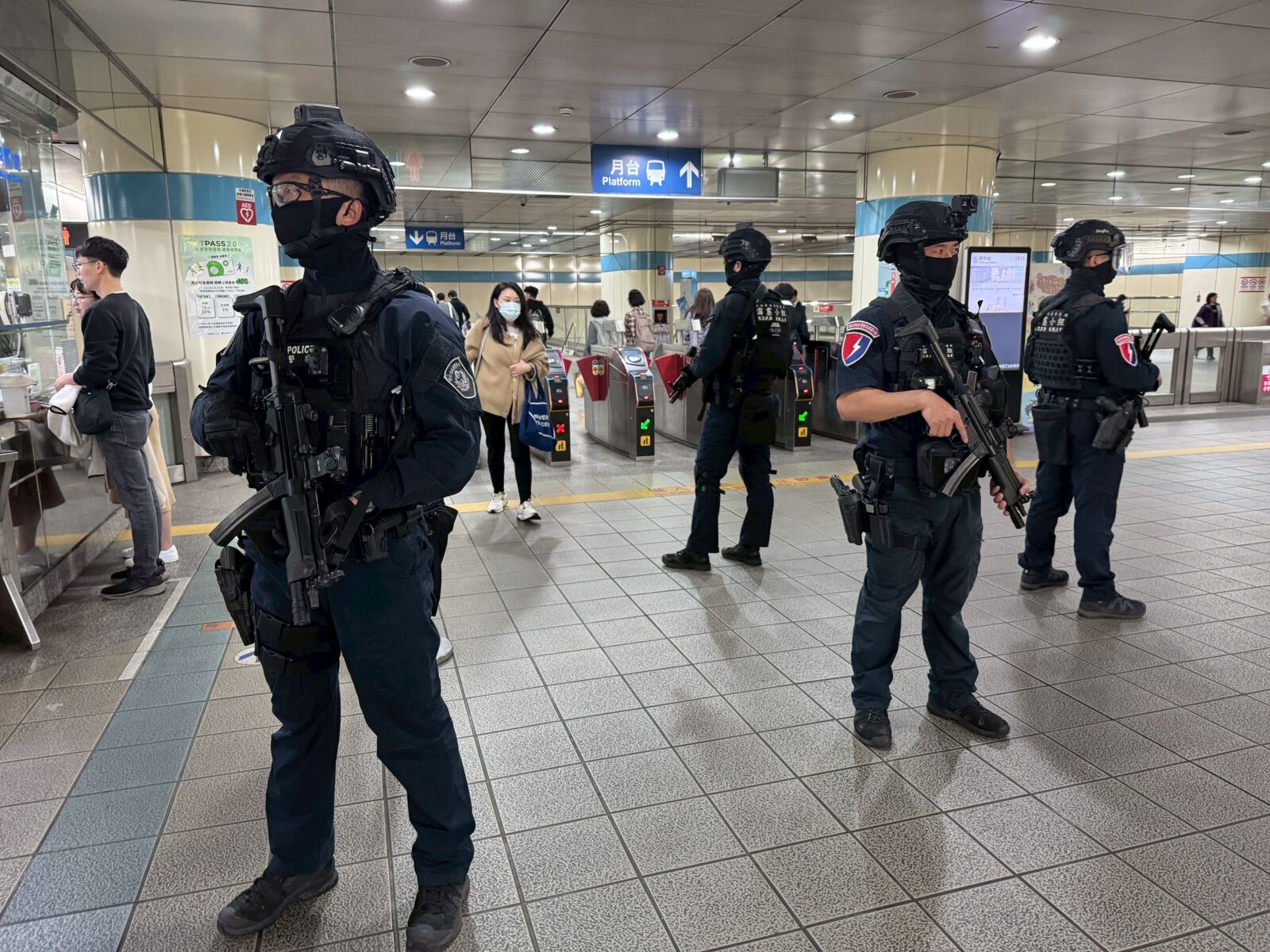 無差別恐怖攻擊釀4死 台北警局動員3千警全面戒備 258 無差別恐怖攻擊釀4死 台北警局動員3千警全面戒備 257