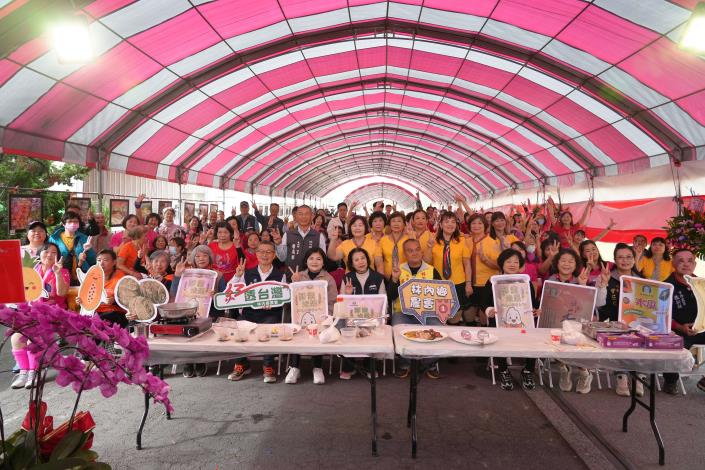 ▲縣長張麗善出席林內農會稻香傳情活動,肯定農會創新與農民付出。(記者劉春生攝)