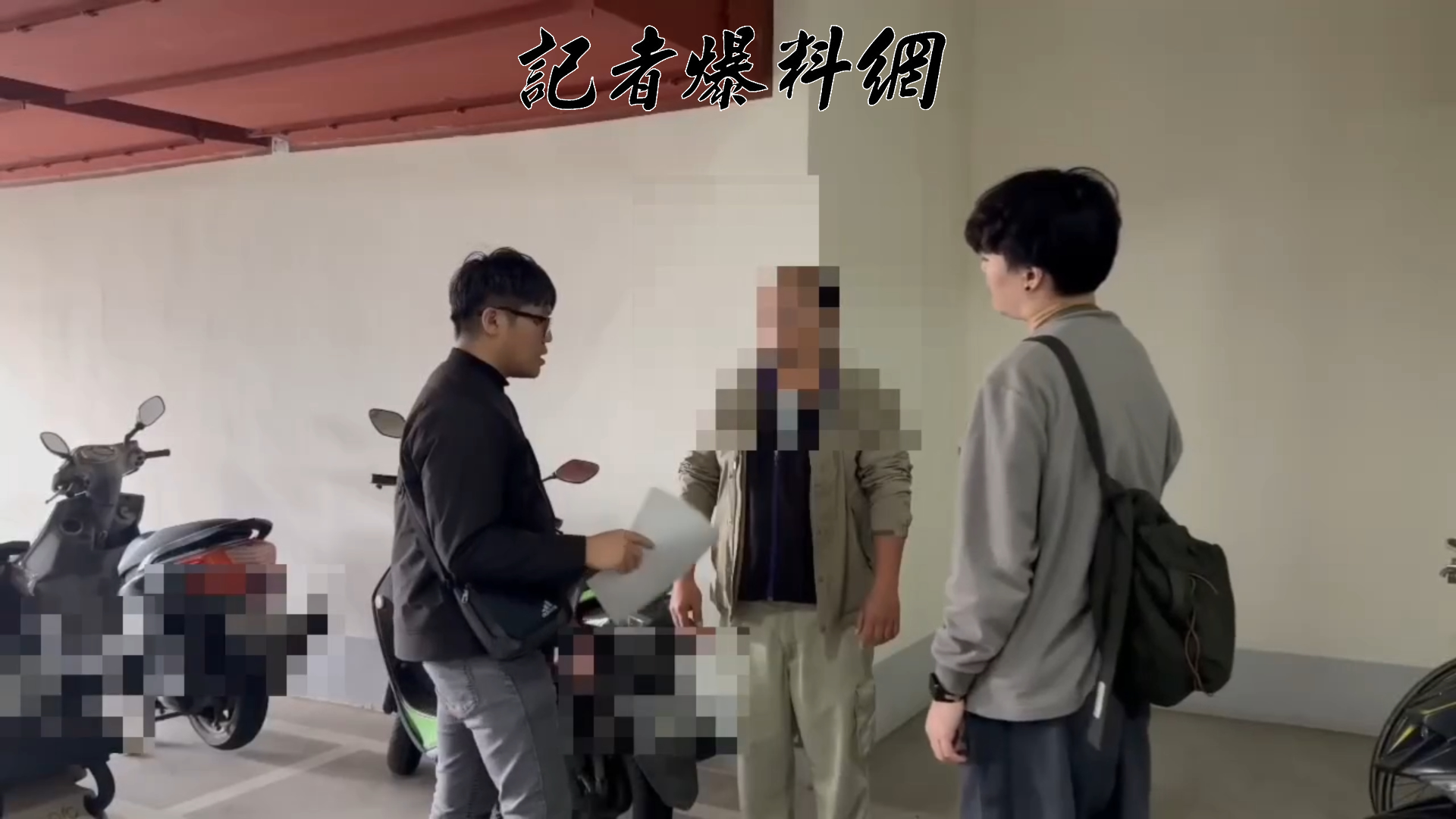 專案小組經科技偵查鎖定張姓犯嫌身分,並於今日上午9時許,持拘票前往台中市清水區港新三路一帶進行查緝。警方當場逮捕43歲張姓男子,並查扣其犯案用的手機。