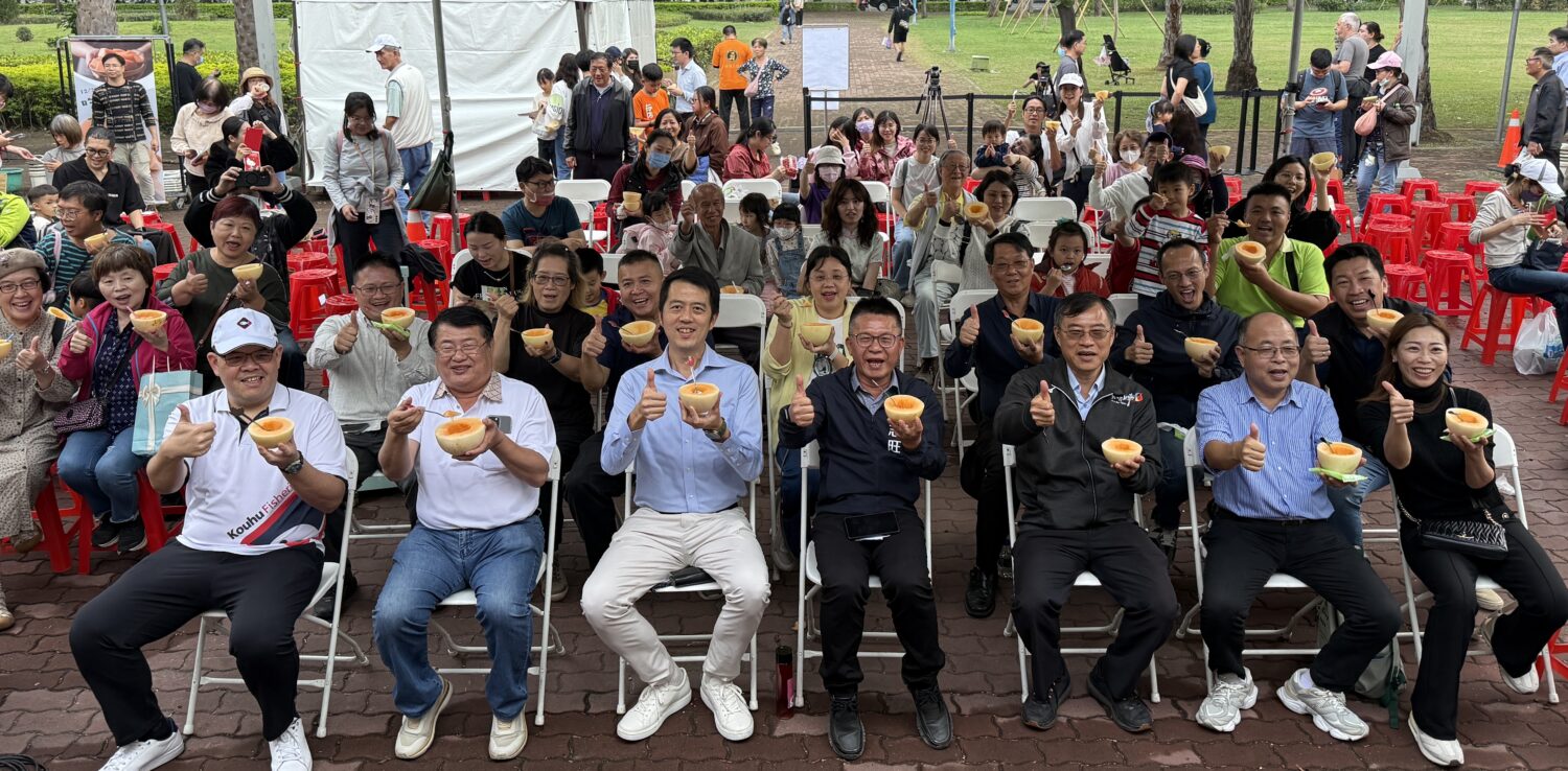 千人齊聚凹子底當「吃瓜群眾」 高雄新品「天使」洋香瓜於神農市集亮相大獲好評