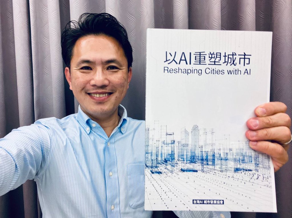 快訊/認民調不敵!陳以信退選「挺謝龍介」翻轉台南 改變台南的信念不會停