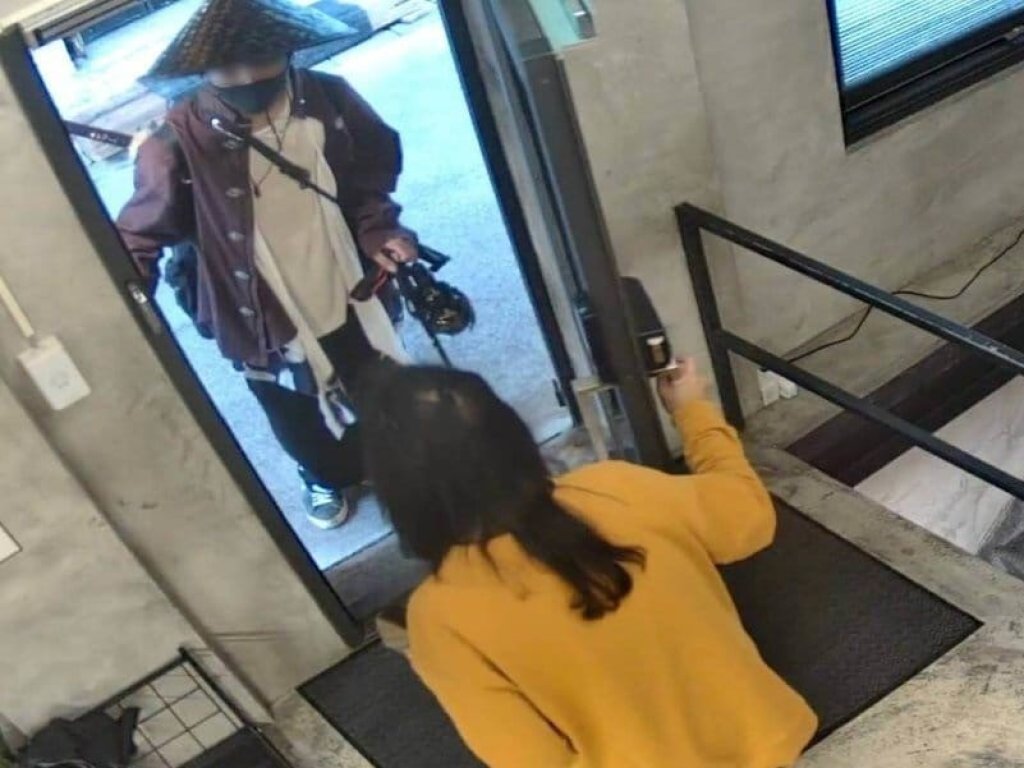 憂引模仿效應！男扮「浪人」背60公分武士刀徒步環島惹恐慌　警逮人送辦