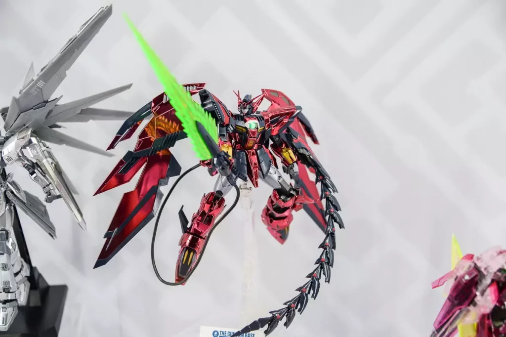 MG 1／100 次代鋼彈EW[特殊鍍膜]TGB限定，售價新台幣2,800元。