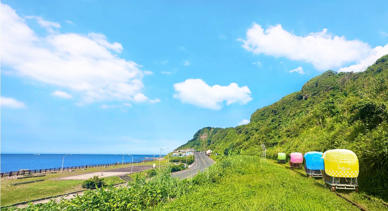 深澳鐵道自行車節慶變身 光影樂園吉祥物陪你過節