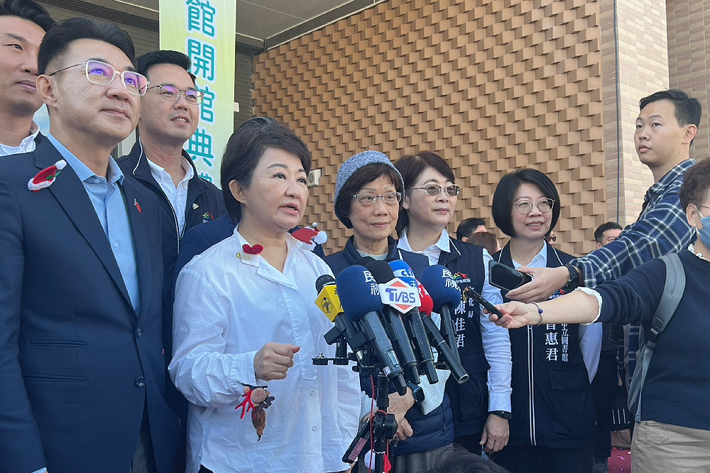 台中96處據點加強警力佈署 盧秀燕:全城緊急戒備 202 台中96處據點加強警力佈署 盧秀燕:全城緊急戒備 201
