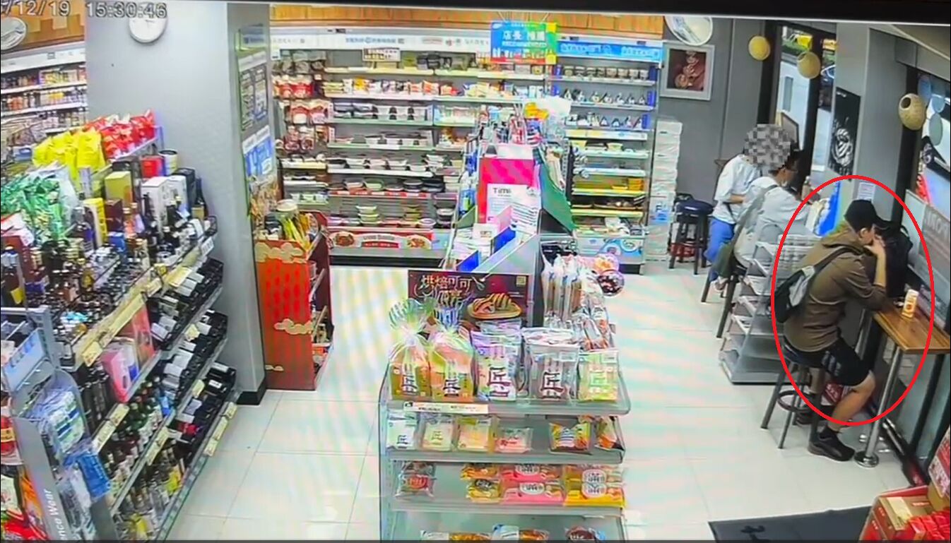 案發前2日搬運武器進旅館 張文犯案前超商掏千元買豆漿獨坐發呆 208 案發前2日搬運武器進旅館 張文犯案前超商掏千元買豆漿獨坐發呆 207