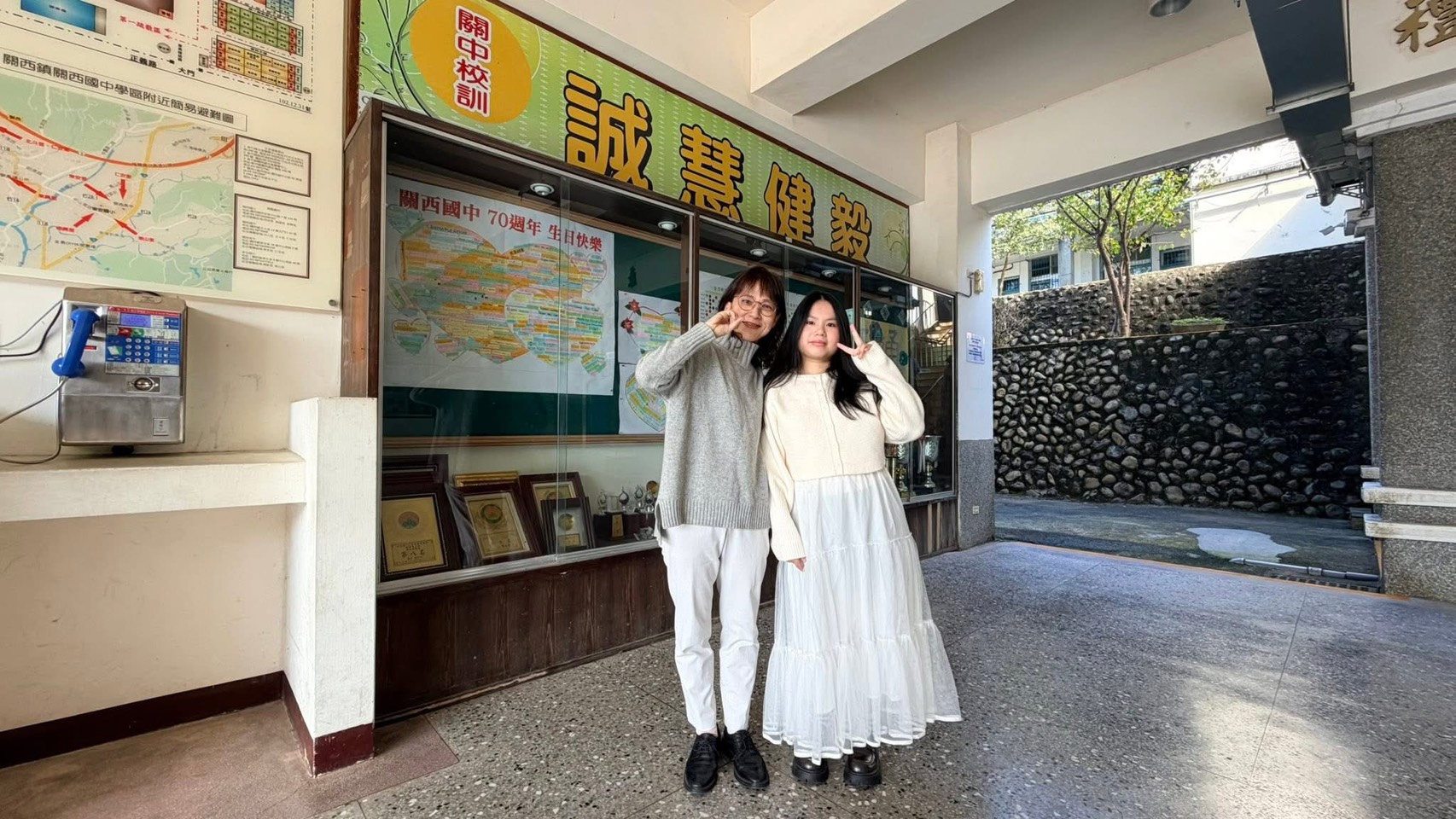 新生醫專學子奪護理師國考榜首 重返母校感謝師長栽培 245 4