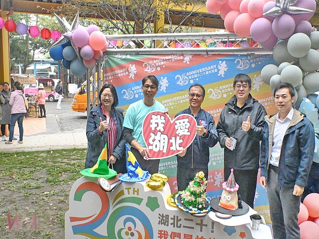 一塊巨石一份初心 湖北國小二十周年校慶門口立起穩定學習的精神 - https://www.watchmedia01.com