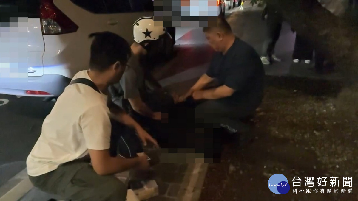 雲林縣刑大科偵隊代理隊長劉丁心(保安隊副隊長)休假期間趕赴現場逮捕詐騙車手／警方提供