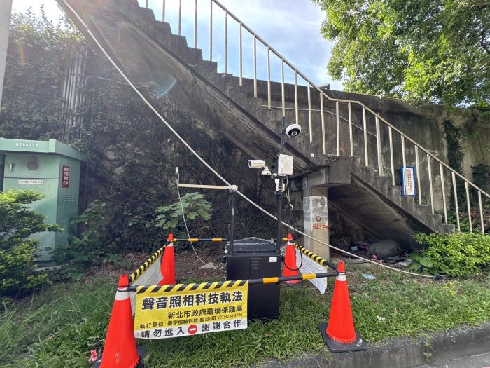 打擊噪音車還民寧靜 基北北桃深化環保合作 31 《圖說》設置噪音科技執法設備,提升噪音車稽查力道,全力守護民眾安寧。〈環保局提供〉