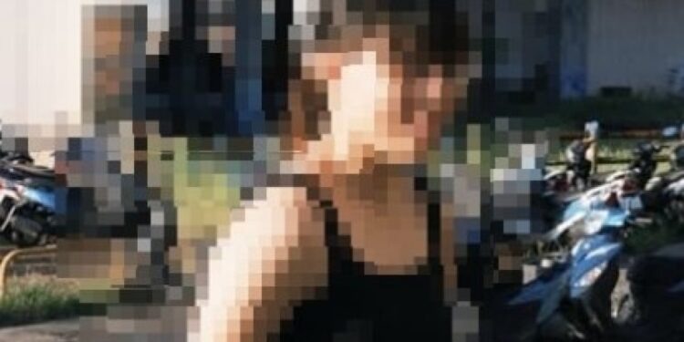 涉案女警相關影像,警方表示已即刻核予停職處分,並依規定啟動從嚴究責程序;