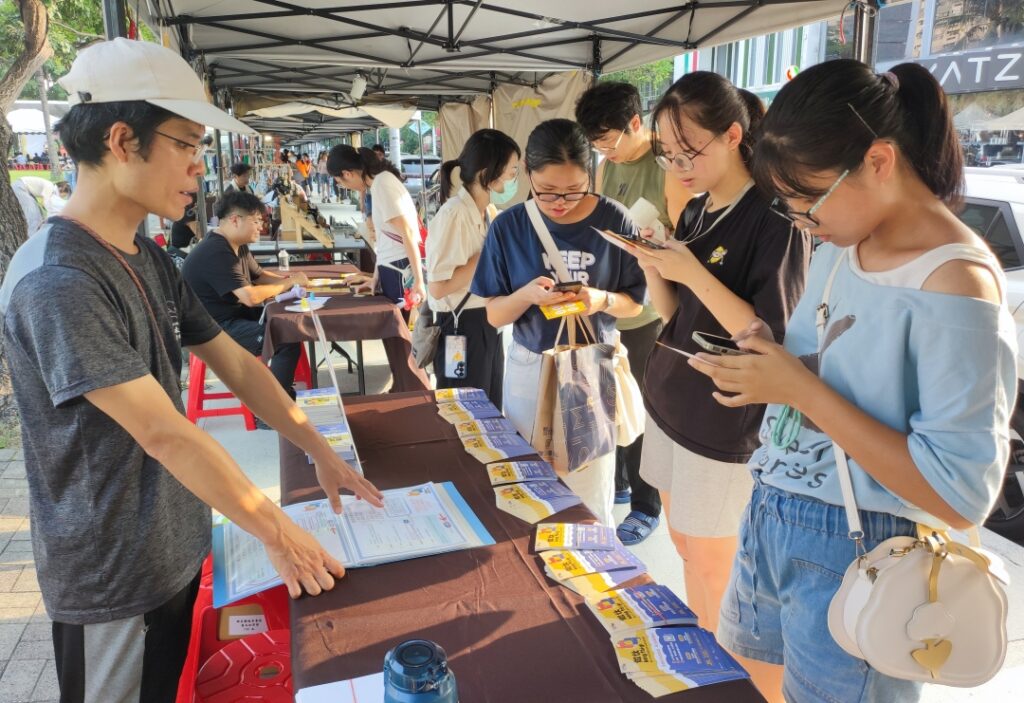 原來台語這麼好玩! 閱讀、表演一起來 中市圖讓台語成為日常 26 02 %E4%B8%AD%E5%B8%82%E5%9C%96%E8%BE%A6%E7%90%86%E5%8F%B0%E5%91%B3%E5%B8%82%E9%9B%86%E9%82%80%E8%AB%8B%E5%B8%82%E6%B0%91%E4%B8%80%E5%90%8C%E8%A8%BB%E5%86%8A%E5%8A%A0%E5%85%A5%E5%8F%B0%E8%AA%9E%E5%AE%B6%E5%BA%AD%E7%9A%84%E8%A1%8C%E5%88%97 0 0