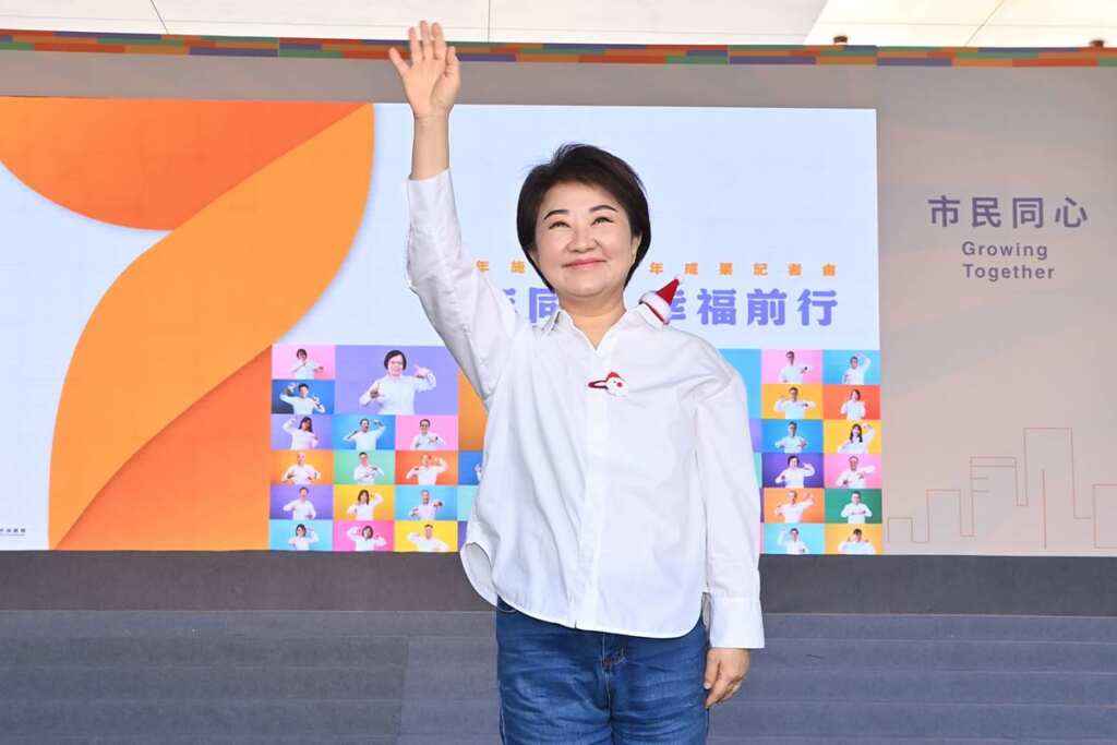 ▲台中市長盧秀燕率領市府團隊執政滿7年，即將邁向第8年，今日舉行施政7週年成果記者會，以「七年同行、幸福前行」為主軸，向市民報告7年來的施政成果。（記者張玉泰攝）
