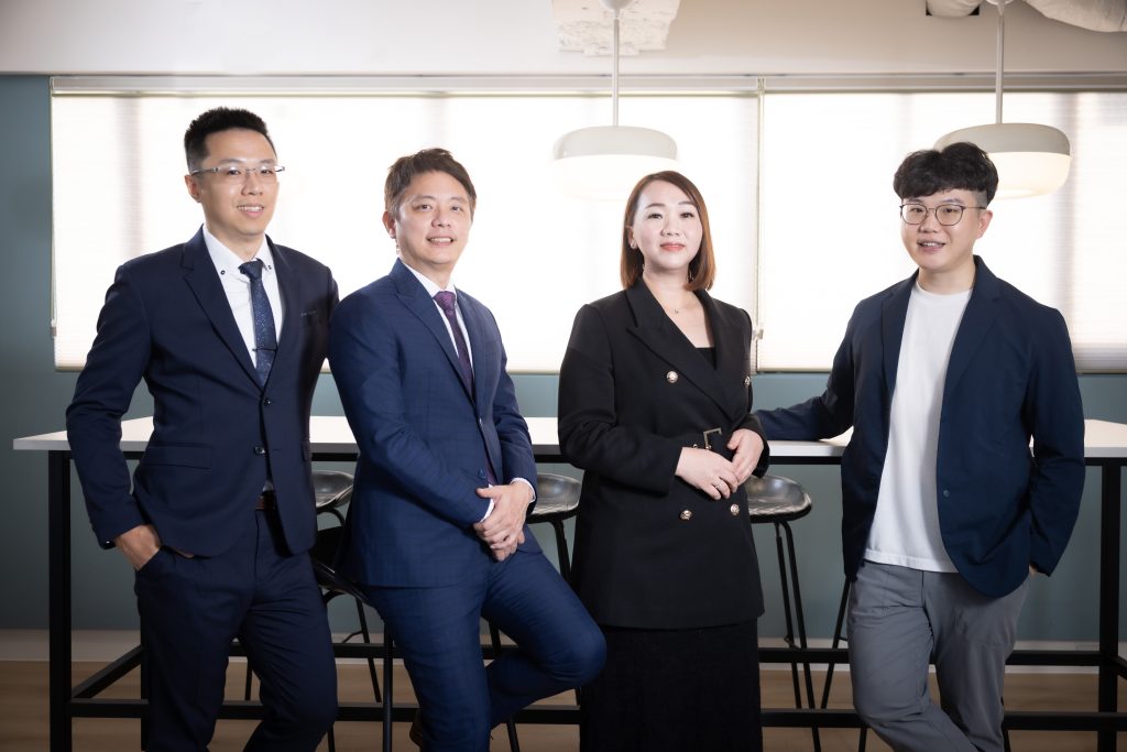 圖說一:左起宇豐睿星估價顧問暨市場科學事業群總經理陳志豪、宇豐不動產估價師聯合