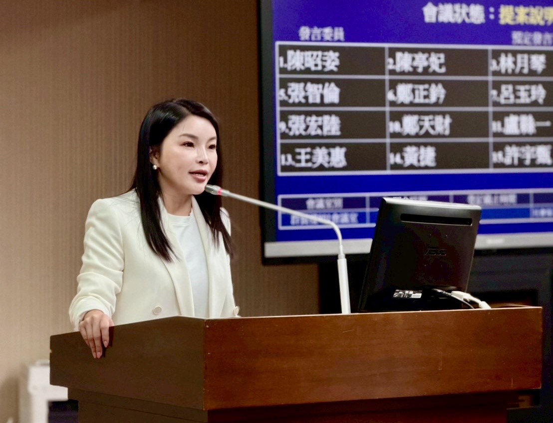 老農津貼跟不上物價 張嘉郡主張每月調高至1.2萬、修排富門檻 258 老農津貼跟不上物價 張嘉郡主張每月調高至1.2萬、修排富門檻 257