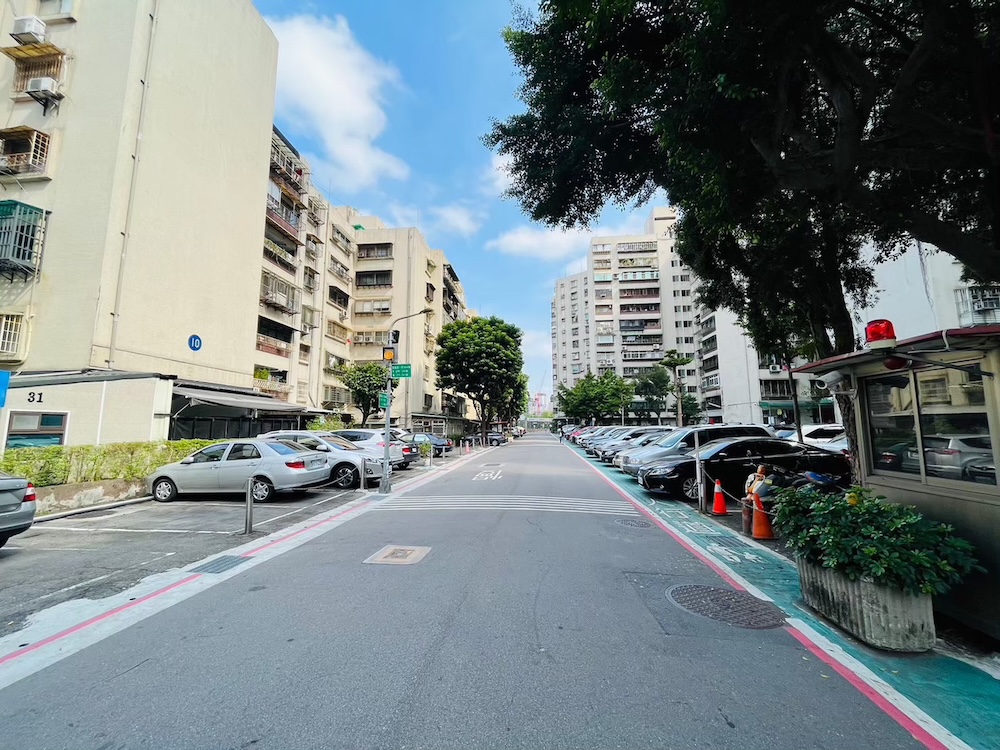 入住信義區不需高門檻 忠駝國宅、永順大樓、 紐約第五街詢問度高 194 入住信義區不需高門檻 忠駝國宅、永順大樓、 紐約第五街詢問度高 193