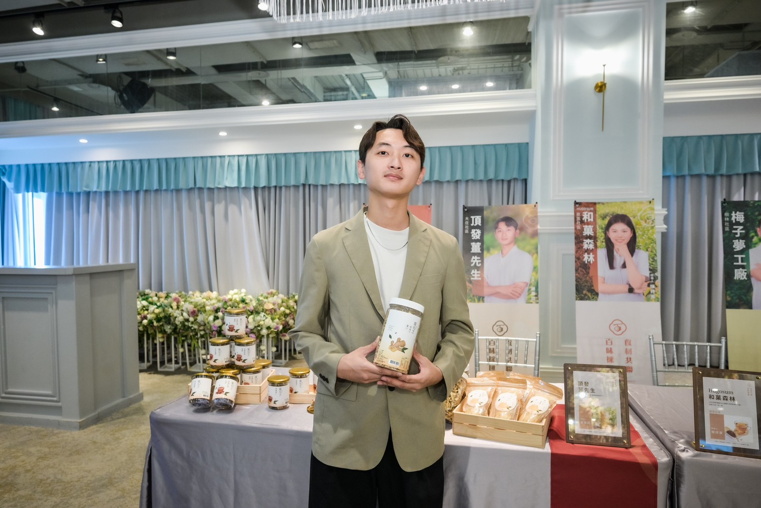 南投大庄社區經理人謝育廷「薑先生」薑製品特寫,成功展現南投在地風味特色,獲多家通路業者關注,拓展多元銷售與市場銜接可能。