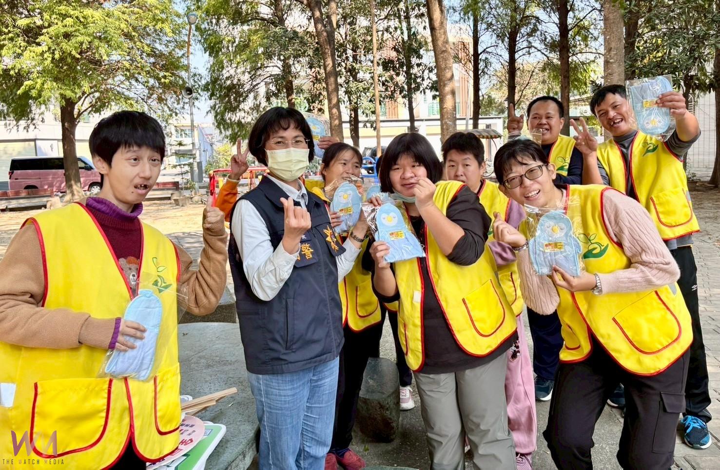 斗南警走進社福據點 陪伴慢飛天使學防詐護安全 - https://www.watchmedia01.com