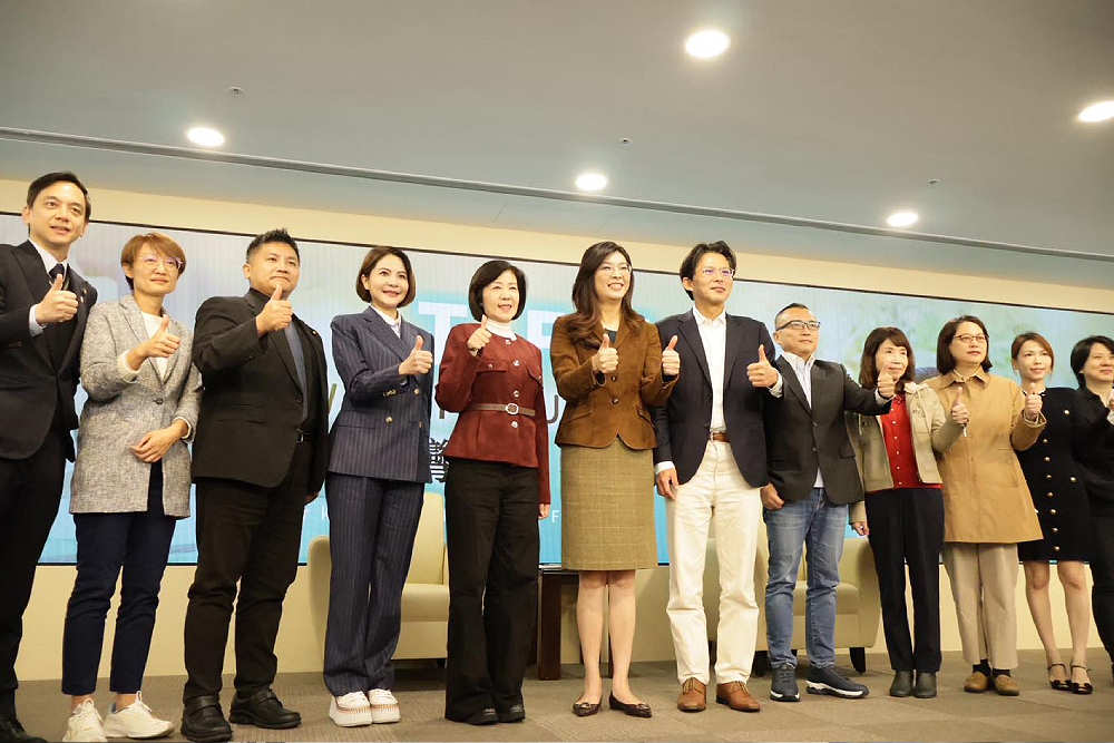 借鏡加坡推「台灣未來帳戶」 羅廷瑋:投資下一代 226 借鏡加坡推「台灣未來帳戶」 羅廷瑋:投資下一代 225