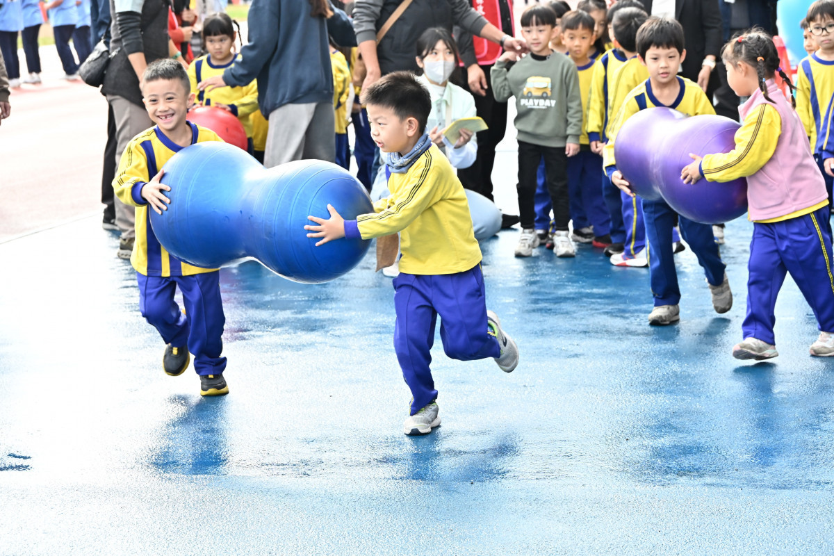 彰化幼兒園親子嘉年華登場，24項闖關遊戲培養EQ好情緒。圖／彰化縣政府提供