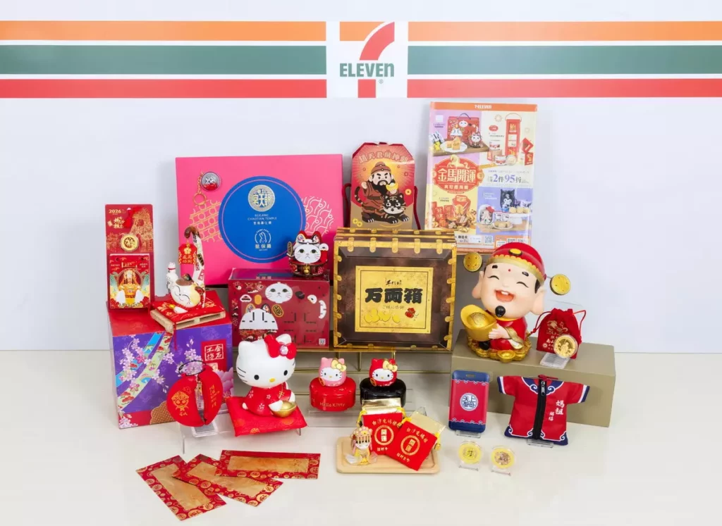迎接金馬開運好兆頭,7-ELEVEN《預購誌》特別推出「開運好物」系列選品,從食品禮盒到擺飾用品精選超過150款好物。今年更加入超人氣土地公「中和烘爐地南山福德宮」聯名商品