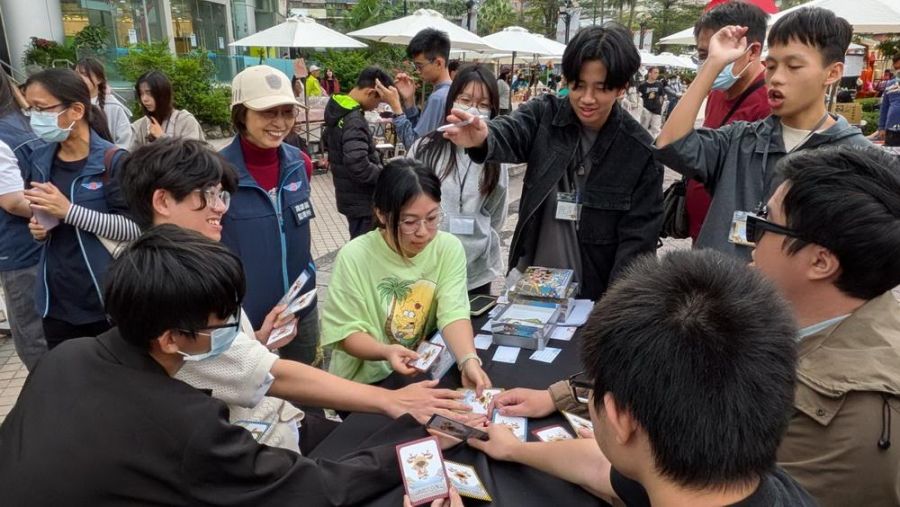 推廣交通安全 「道路生存戰」桌遊 上百人同樂競賽