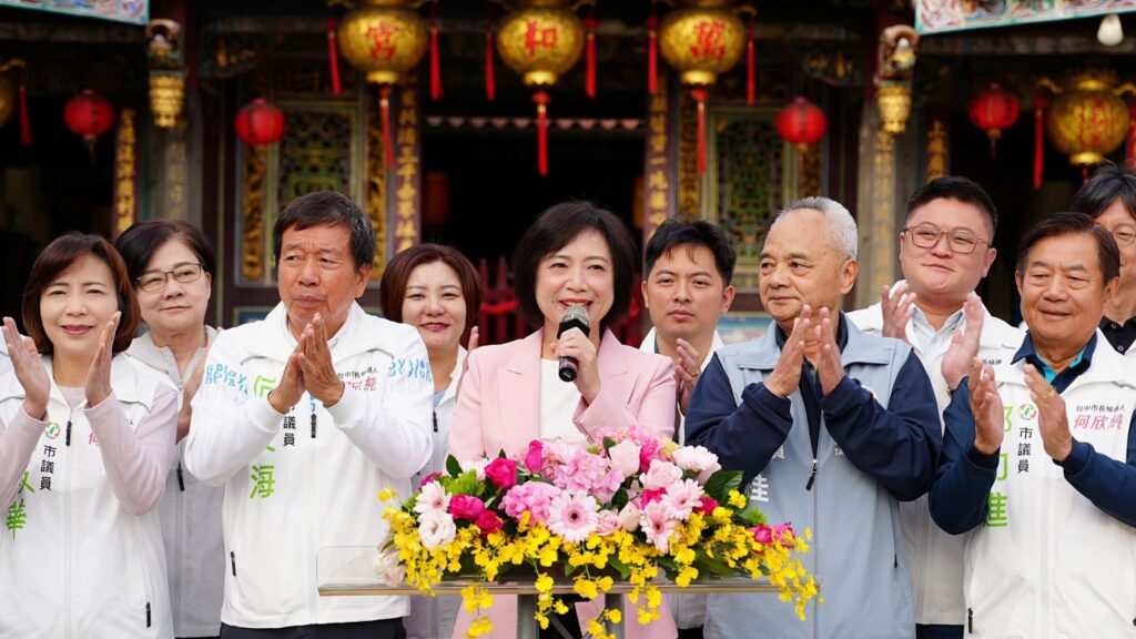 全國衝第一 何欣純市政辦公室開箱 51 S 249888810