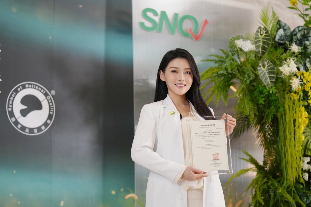 高敏敏營養師創辦「MinVita 百卡餐」獲 SNQ 國家品質標章肯定