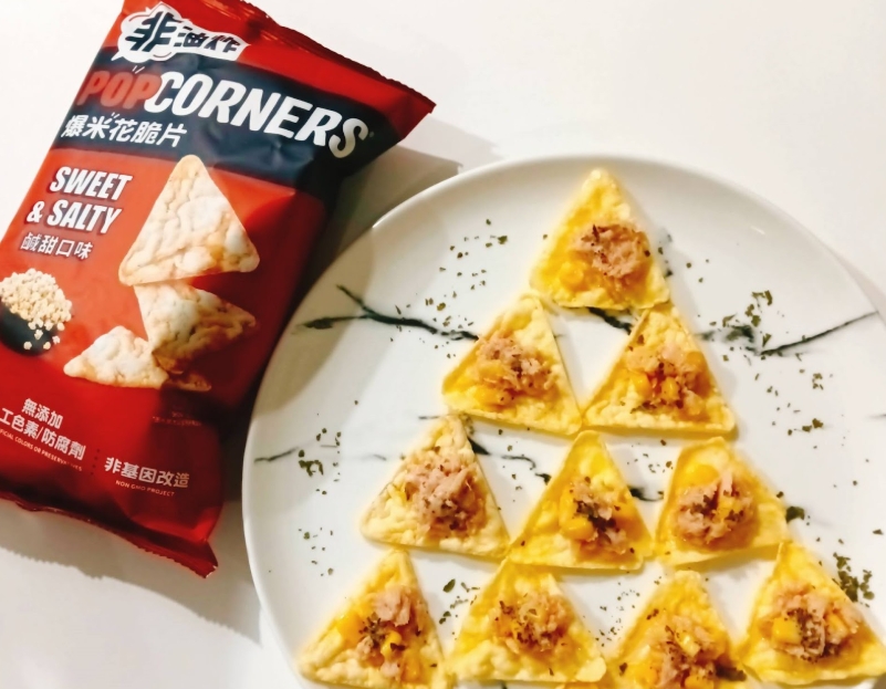 PopCorners爆米花脆片也成為家庭聚會的新寵,更有網友在聖誕聚會時發揮創意!圖/臉書社團全聯消費經驗老實說提供