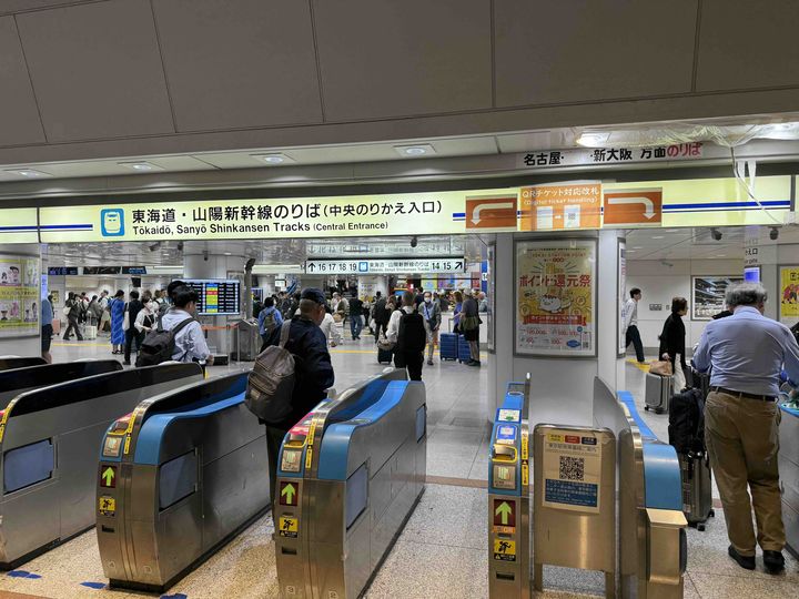 日本鐵道旅遊福音!東海道、山陽、九州新幹線 免實體換票、QR Code掃碼進站超方便