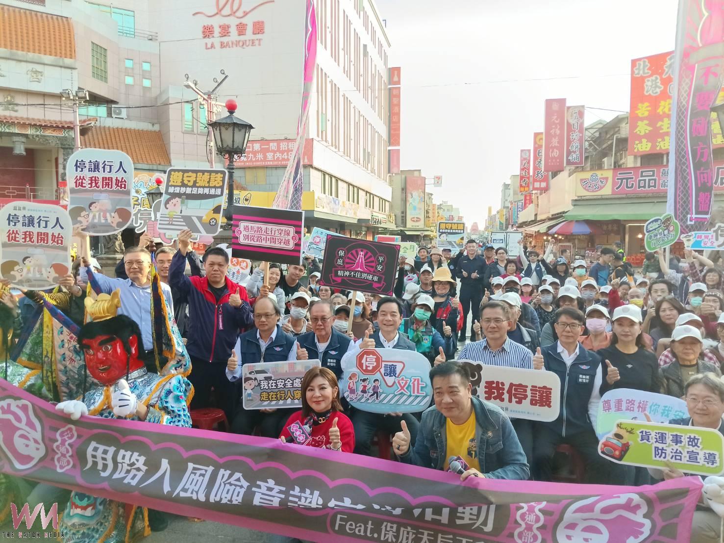 交通部前進北港朝天宮 攜手「保庇天后」王彩樺強化交通安全宣導