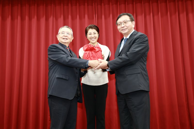 竹山工業區廠商協進會理事長交接 許淑華縣長到場監交祝賀
