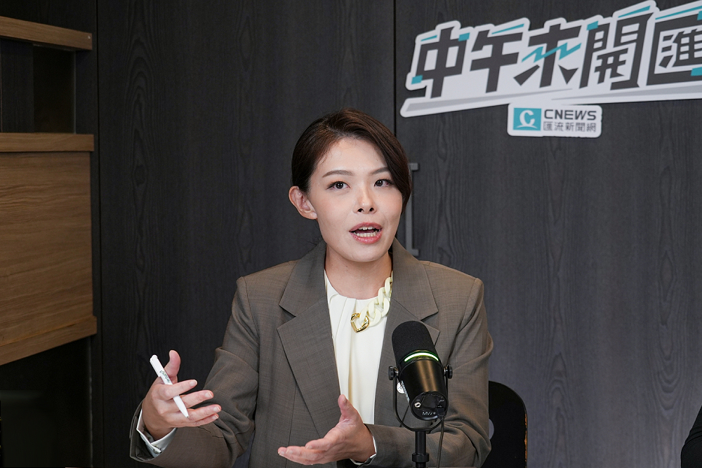 中午來開匯/指貪污標籤很沈重 高虹安透露:過程中努力不讓眼淚流下 230 中午來開匯/指貪污標籤很沈重 高虹安透露:過程中努力不讓眼淚流下 229