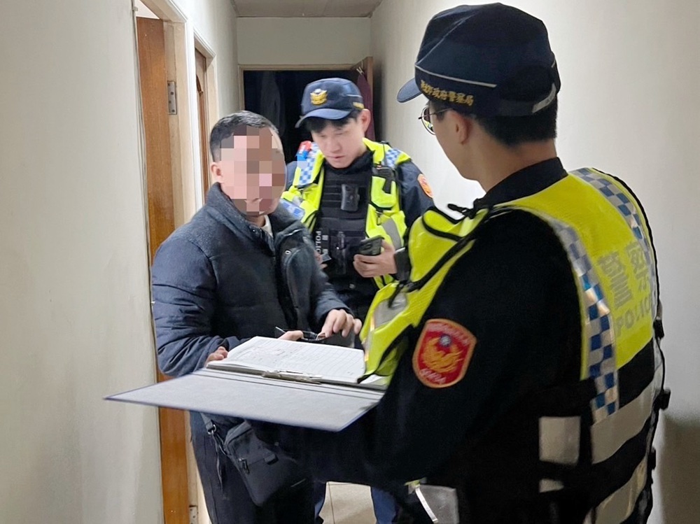 清樓+擴檢雙管齊下 查獲通緝犯3人毒品1件其他違法6件 224 cnews204251231a09