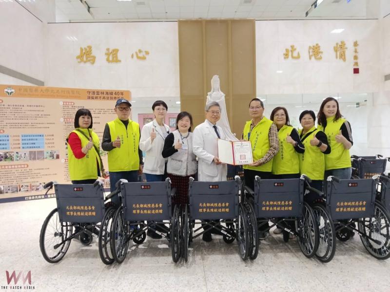 攜手醫院照顧鄉親 元長都城隍慈善會捐贈50台愛心輪椅 - https://www.watchmedia01.com