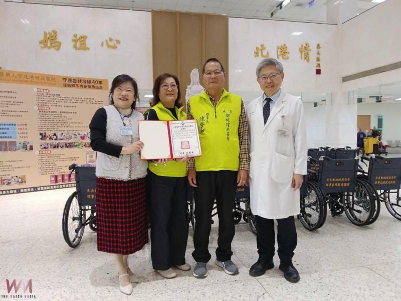 攜手醫院照顧鄉親 元長都城隍慈善會捐贈50台愛心輪椅 - https://www.watchmedia01.com