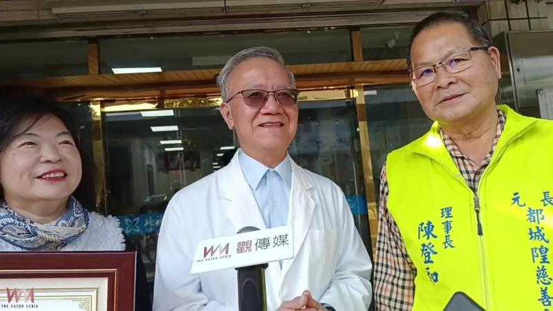 攜手醫院照顧鄉親 元長都城隍慈善會捐贈50台愛心輪椅 - https://www.watchmedia01.com