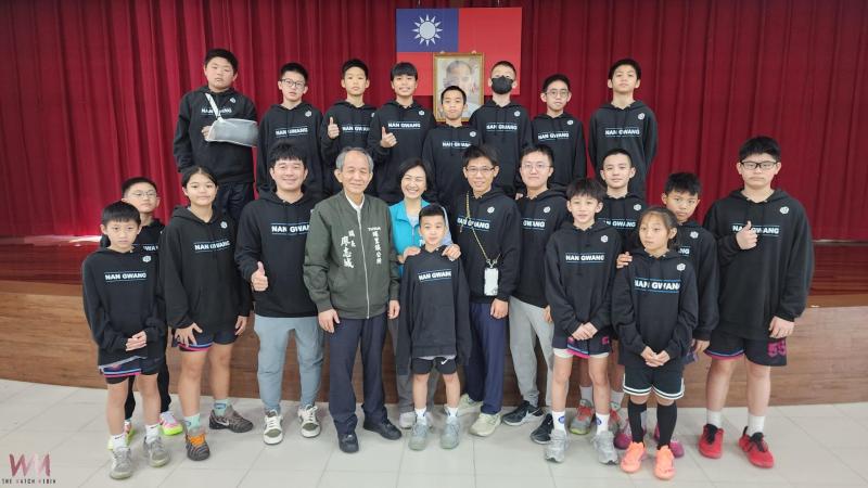 10項全國體育競賽榮獲前3名埔里鎮長廖志城開心頒發獎金鼓勵選手與教練 - https://www.watchmedia01.com