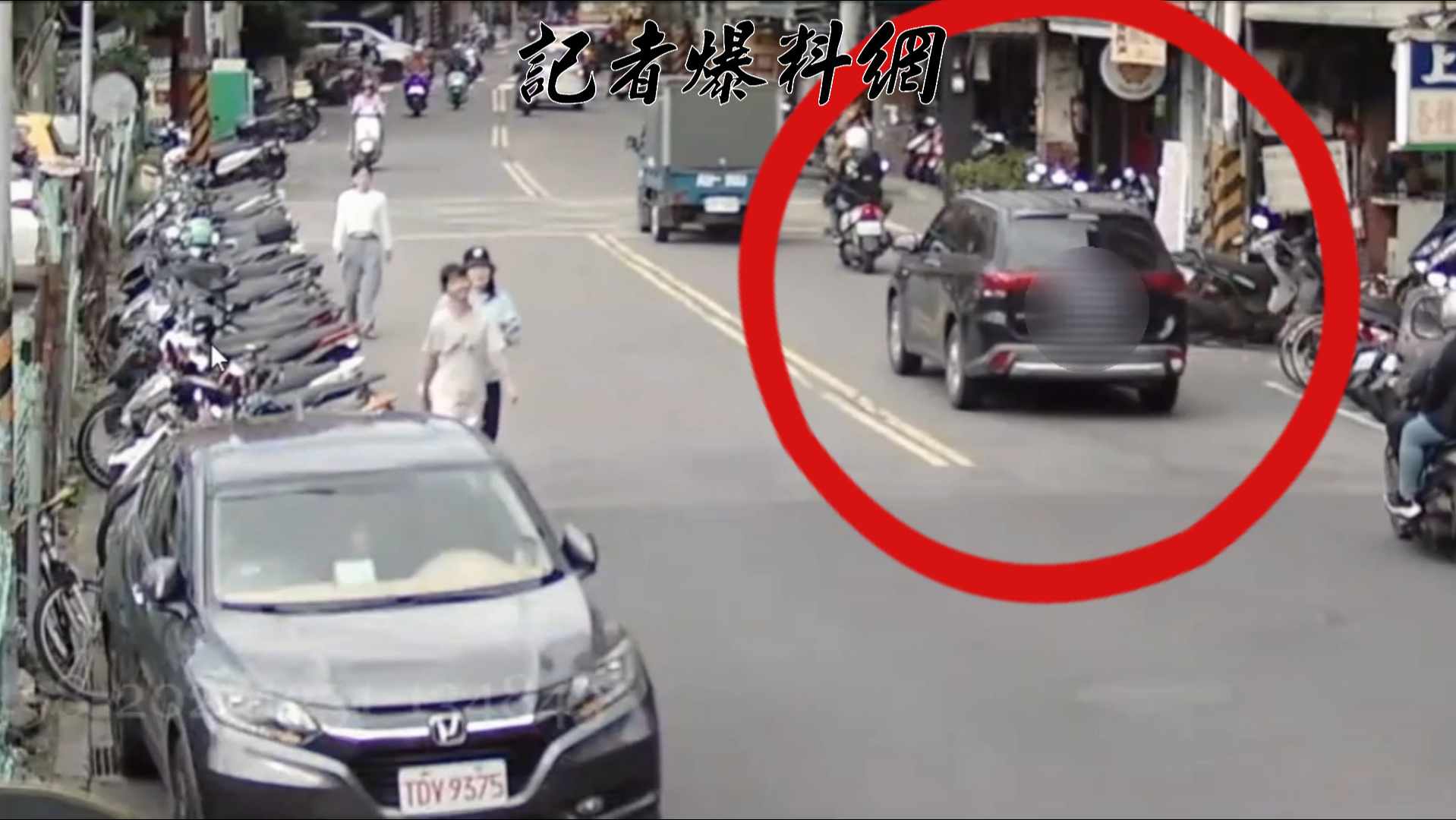 51歲許姓偵查隊小隊長不僅公車私用,甚至在輪休期間宿醉駕駛偵防車前往北市買飲料