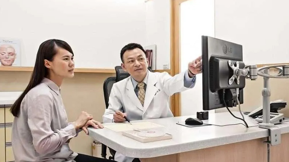 斑點困擾成為常態？皮膚科醫師帶你認識常見淡斑方式與健康對策