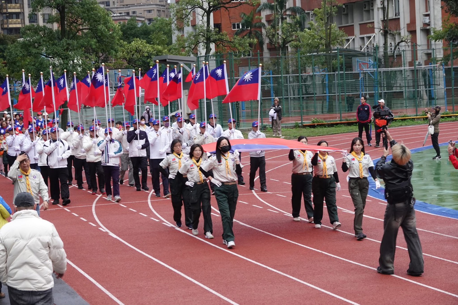 蘆竹區公所元旦升旗吸引千人參與 國歌合唱響徹雲霄 S 11280481 0