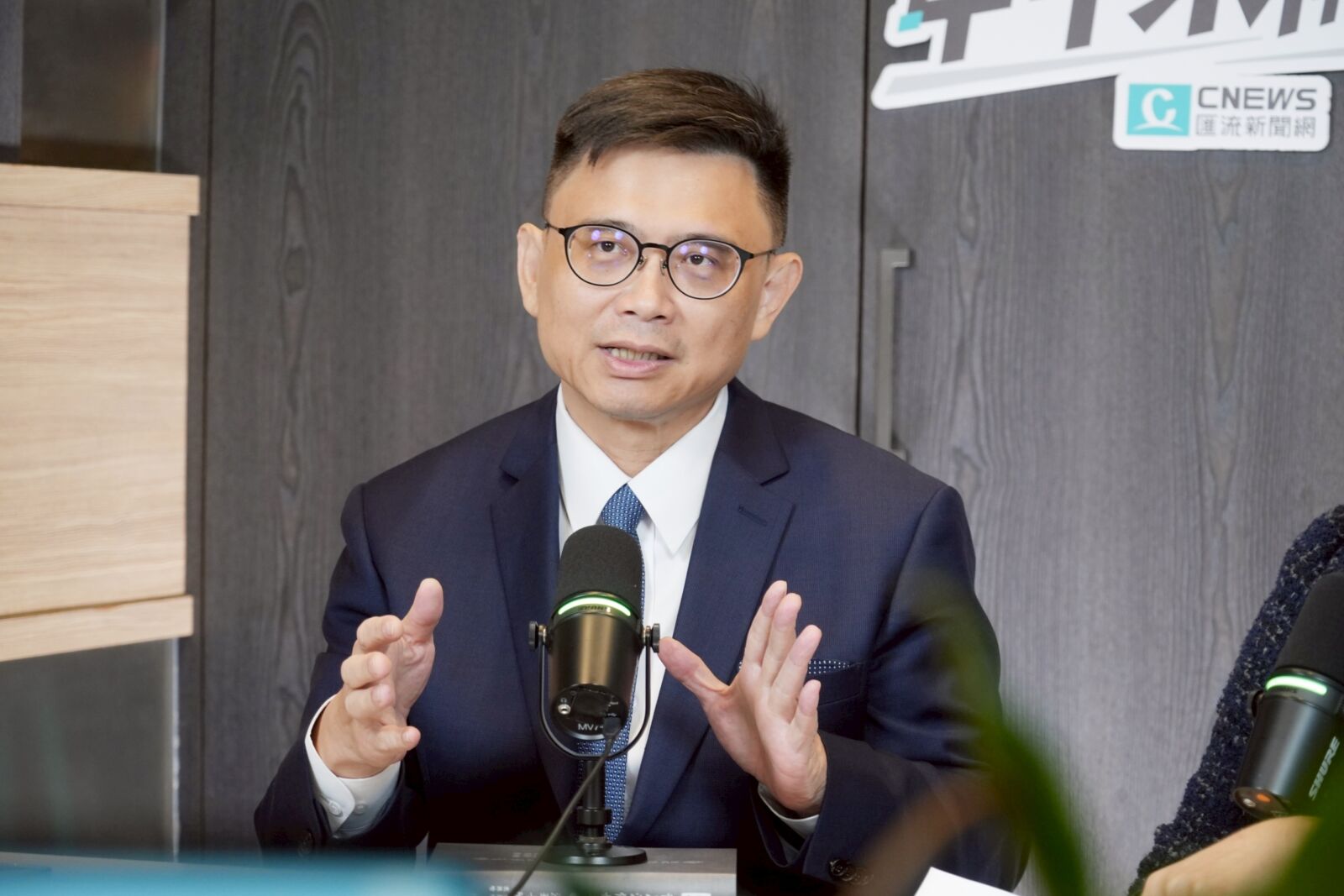 從市政到國會 賴瑞隆強調用行動守護高雄不曾停歇 268 從市政到國會 賴瑞隆強調用行動守護高雄不曾停歇 267