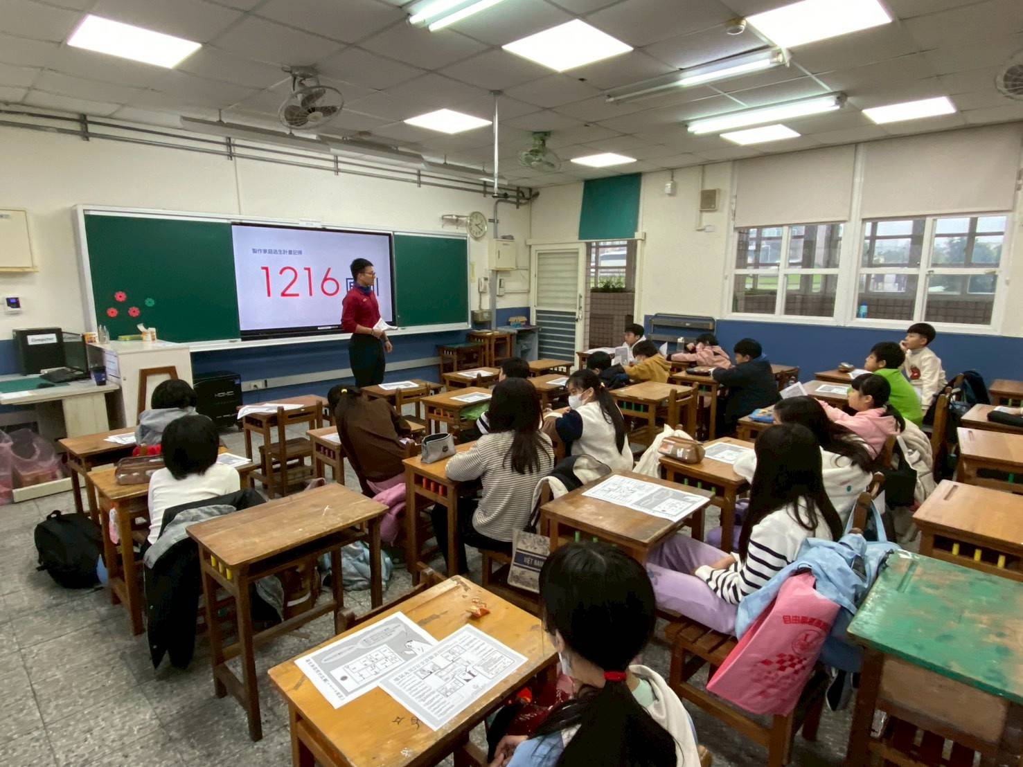 幼獅消防分隊前進高榮國小 點出「家庭逃生計畫」重要性 94528 0