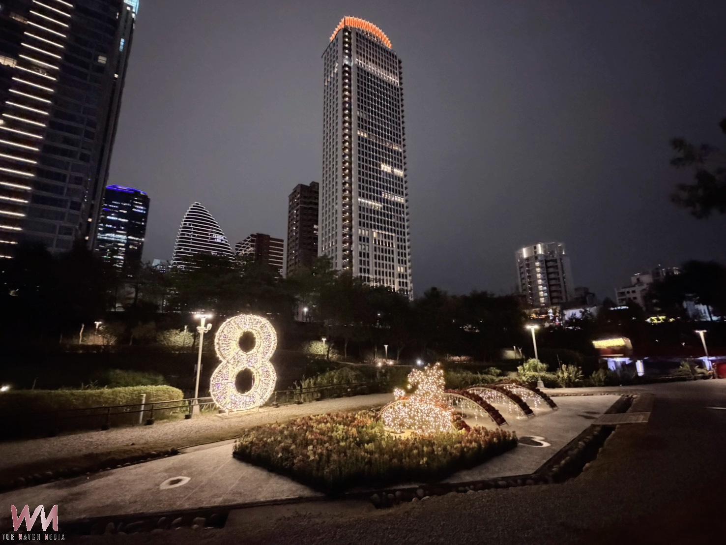 「8」字燈飾閃耀夜空 中市建設局點亮五大公園迎接2026全城開趴 - https://www.watchmedia01.com