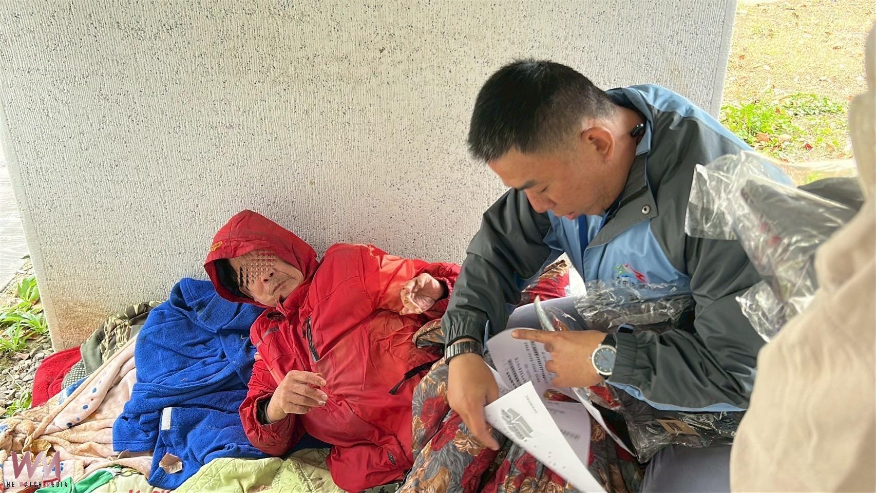 寒流來襲!透過「一呼百應」簡訊系統 中市社會局啟動低溫關懷守護街友 - https://www.watchmedia01.com